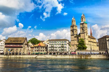 Grossmunster kilisede yaz