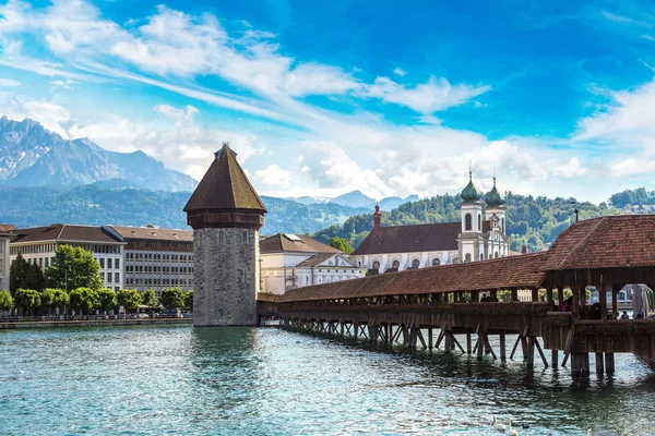 Ponte da Capela em Lucerna — Fotografia de Stock