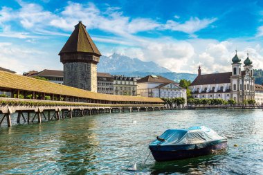 Ünlü Şapel Köprüsü