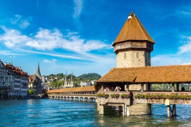 İsviçre Chapel Köprüsü