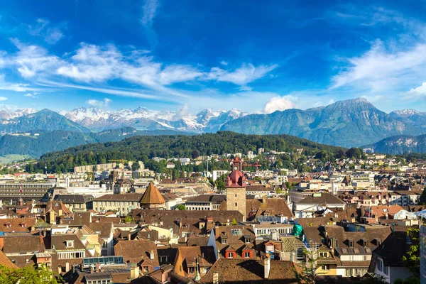 Panoramisch luchtfoto van Luzern — Stockfoto