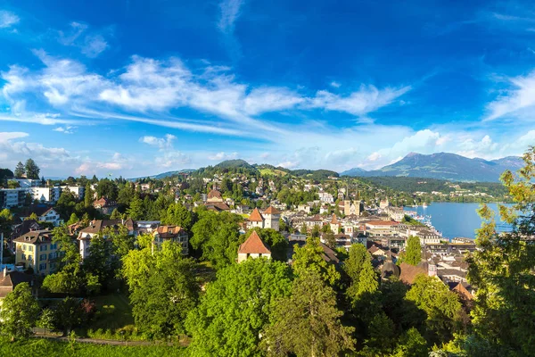 Panoramatický letecký pohled na Lucern — Stock fotografie