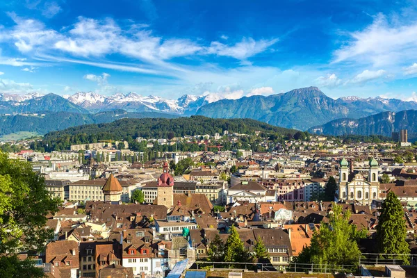 Panoramisch luchtfoto van Luzern — Stockfoto
