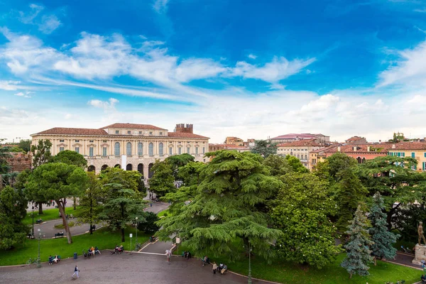 Panoramablick auf Verona — Stockfoto