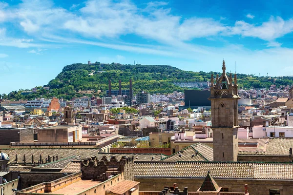 Panoramisch uitzicht vanuit de lucht op Barcelona — Stockfoto