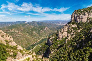 Montserrat Dağları İspanya