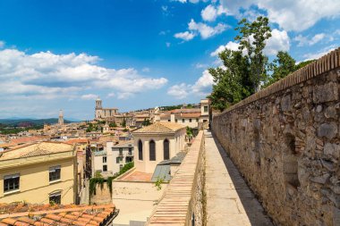 Girona panoramik manzaralı