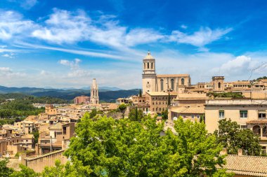 Girona panoramik manzaralı