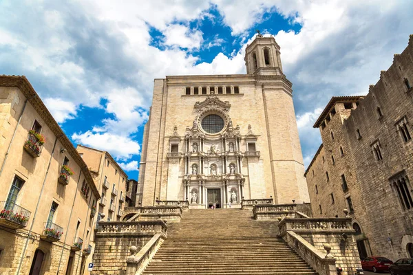 ジローナ大聖堂のファサード — ストック写真
