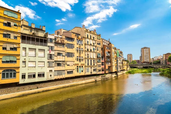 Girona renkli evleri — Stok fotoğraf