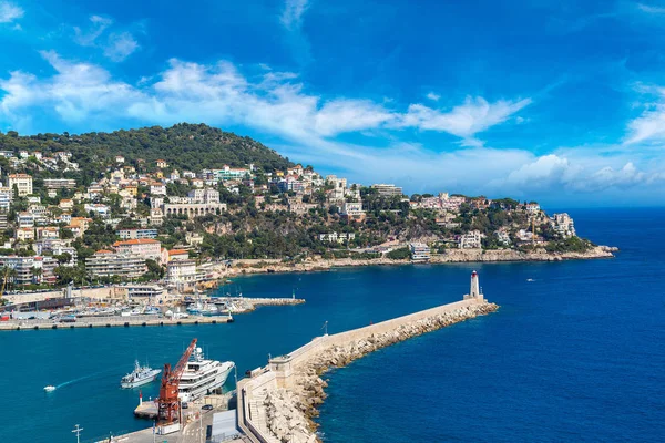 Панорамный вид на порт в Ницце — стоковое фото