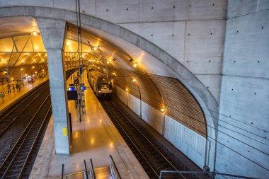 Monte Carlo'da tren istasyonu