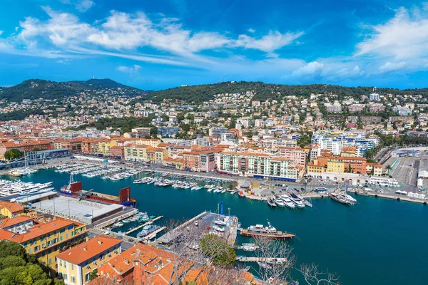 Vue panoramique du port de Nice — Photo