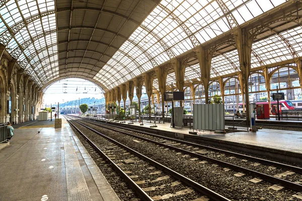 Estação de comboios em Nice — Fotografia de Stock