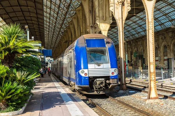 Estação de comboios em Nice — Fotografia de Stock