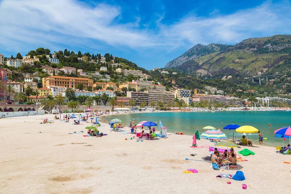 Renkli tarihi kent merkezine ve plaj