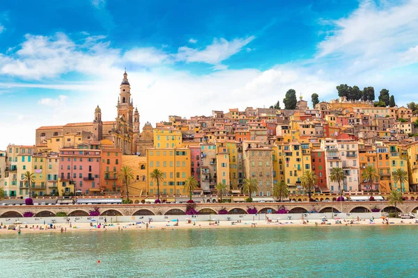 Colorful old town and beach in Menton — Stock Photo, Image