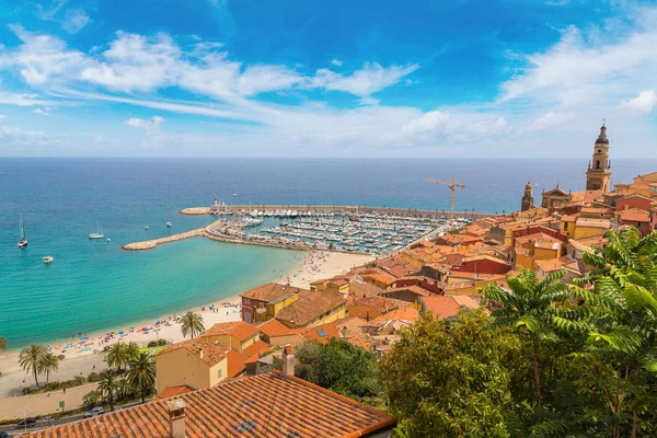 Bir Menton panoramik görünüm — Stok fotoğraf