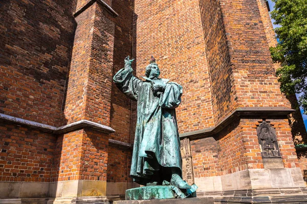 Standbeeld van Maarten Luther in Hannover — Stockfoto