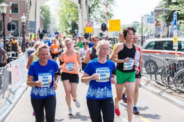 insanlar Amsterdam maraton