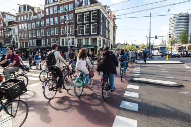 İnsanlar binicilik bisiklet Amsterdam