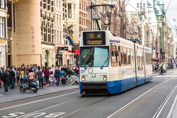 アムステルダムのシティトラム — ストック写真