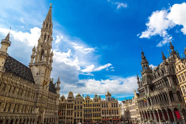 Brüksel grand yerde