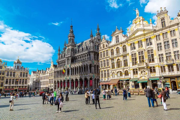 Brüksel grand yerde