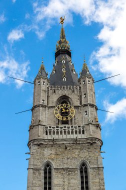 Kule, Aziz Nicholas Kilisesi