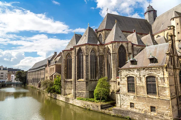 St Michael's kerk in Gent — Stockfoto