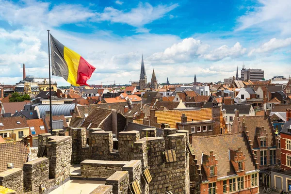 Středověký hrad gravensteen v Gentu — Stock fotografie