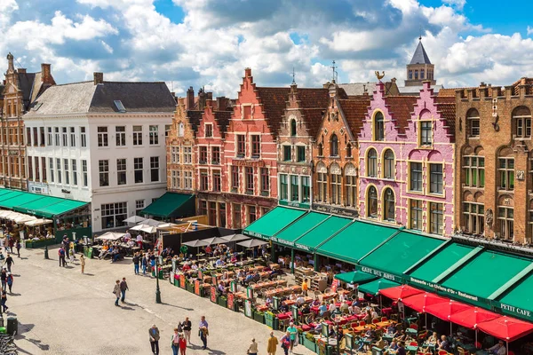 Bruges Pazar Meydanı