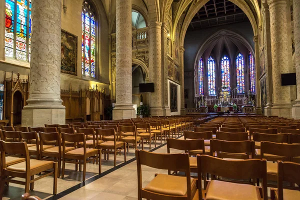 Intérieur de Notre-Dame à Luxembourg — Photo