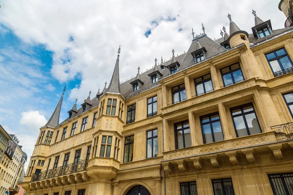 Великий герцогский дворец в Луксембуре — стоковое фото
