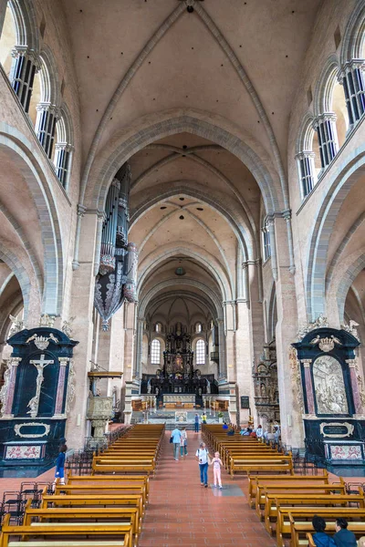 Interiour of cathedral in Trier — Stock Photo, Image