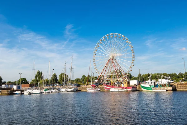 Roda retro-gigante em Honfleur — Fotografia de Stock