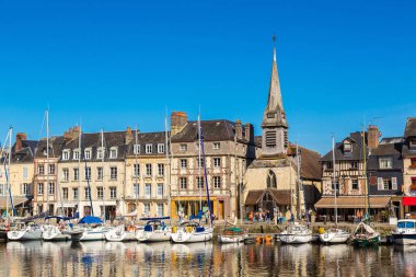 bağlantı noktası Honfleur Harbour