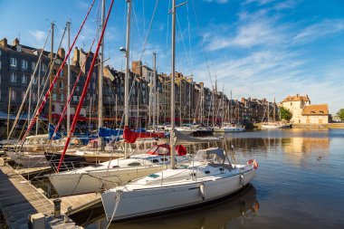 bağlantı noktası Honfleur Harbour