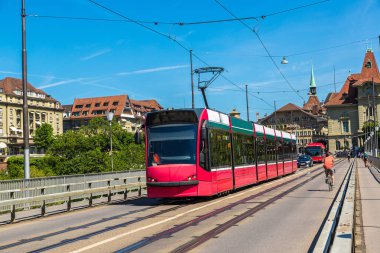 Modern şehir tramvay Bern