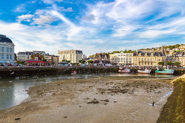 Trouville ve Touques nehir