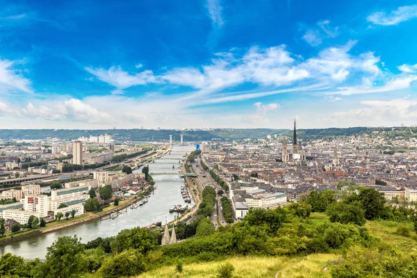 Panoramisch luchtfoto van Rouen — Stockfoto
