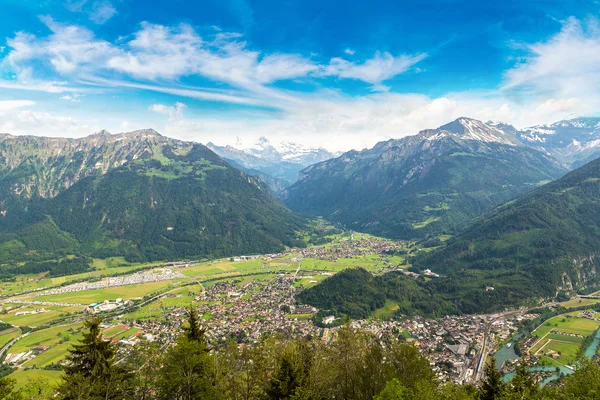 Vue aérienne panoramique d'Interlaken — Photo