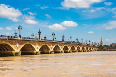 Pont de Pierre Bordeaux