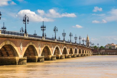 Pont de Pierre Bordeaux