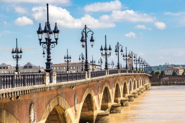 Pont de Pierre Bordeaux