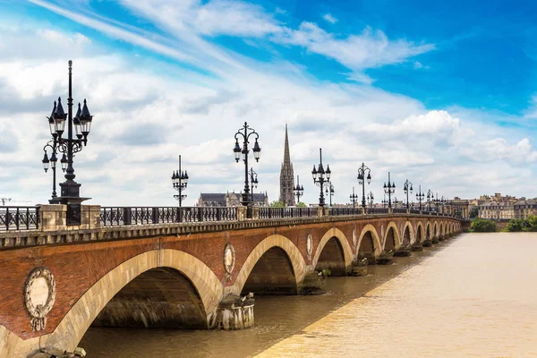 Pont de Pierre Bordeaux — Stok fotoğraf