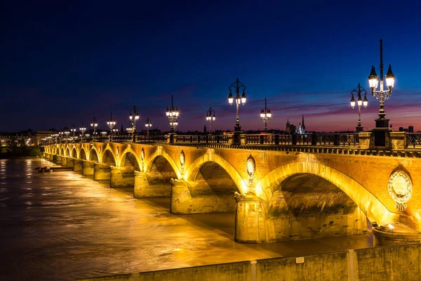 Pont de Pierre v Bordeaux — Stock fotografie