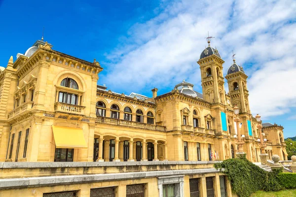 Rathaus in san sebastian — Stockfoto