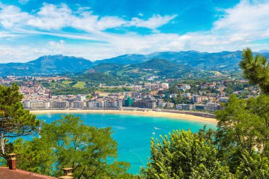 San Sebastian panoramik manzaralı