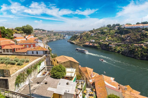 Porto 'nun panoramik görünümü